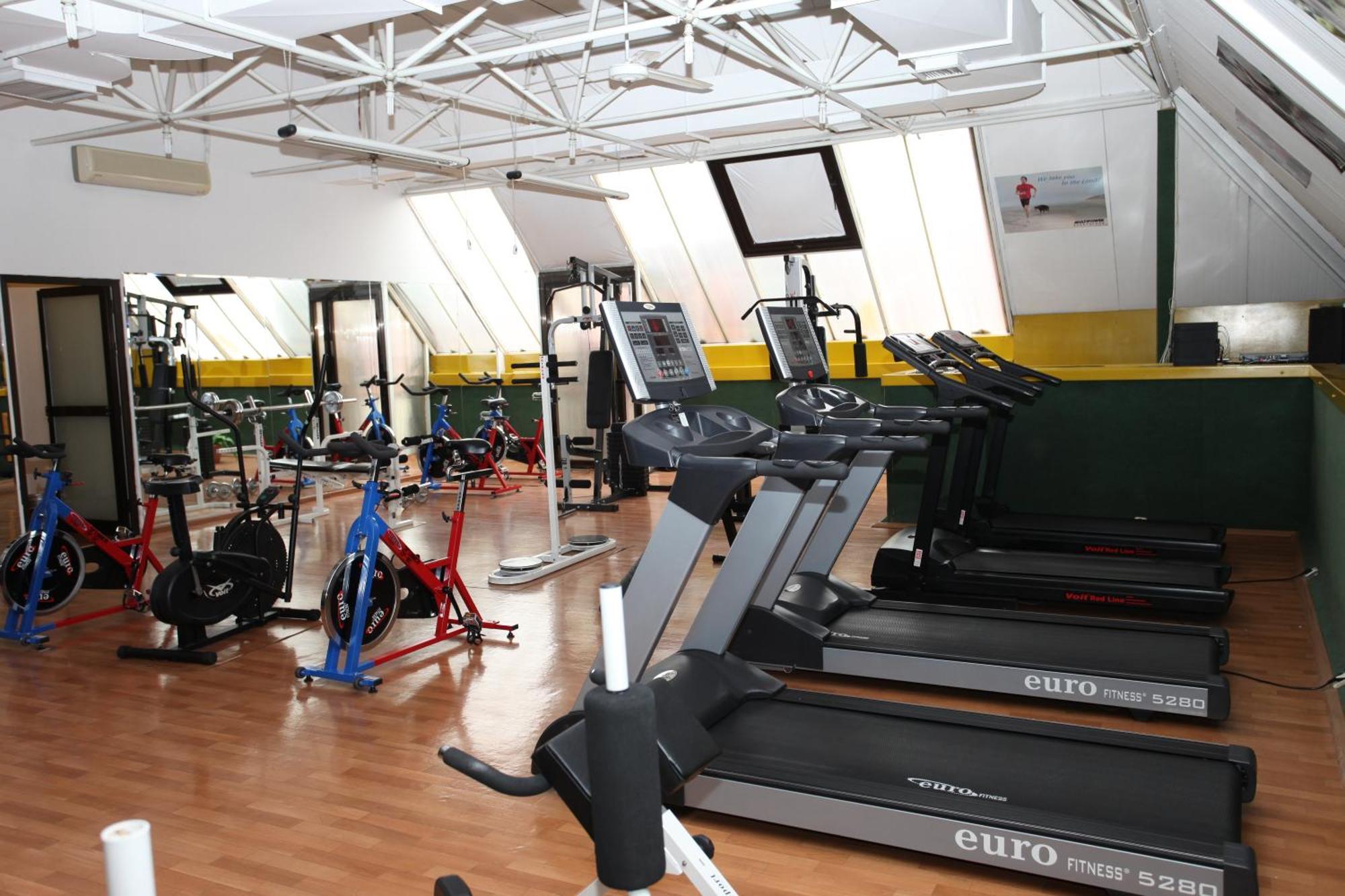 Guenes Hotel Merter Стамбул Удобства фото
