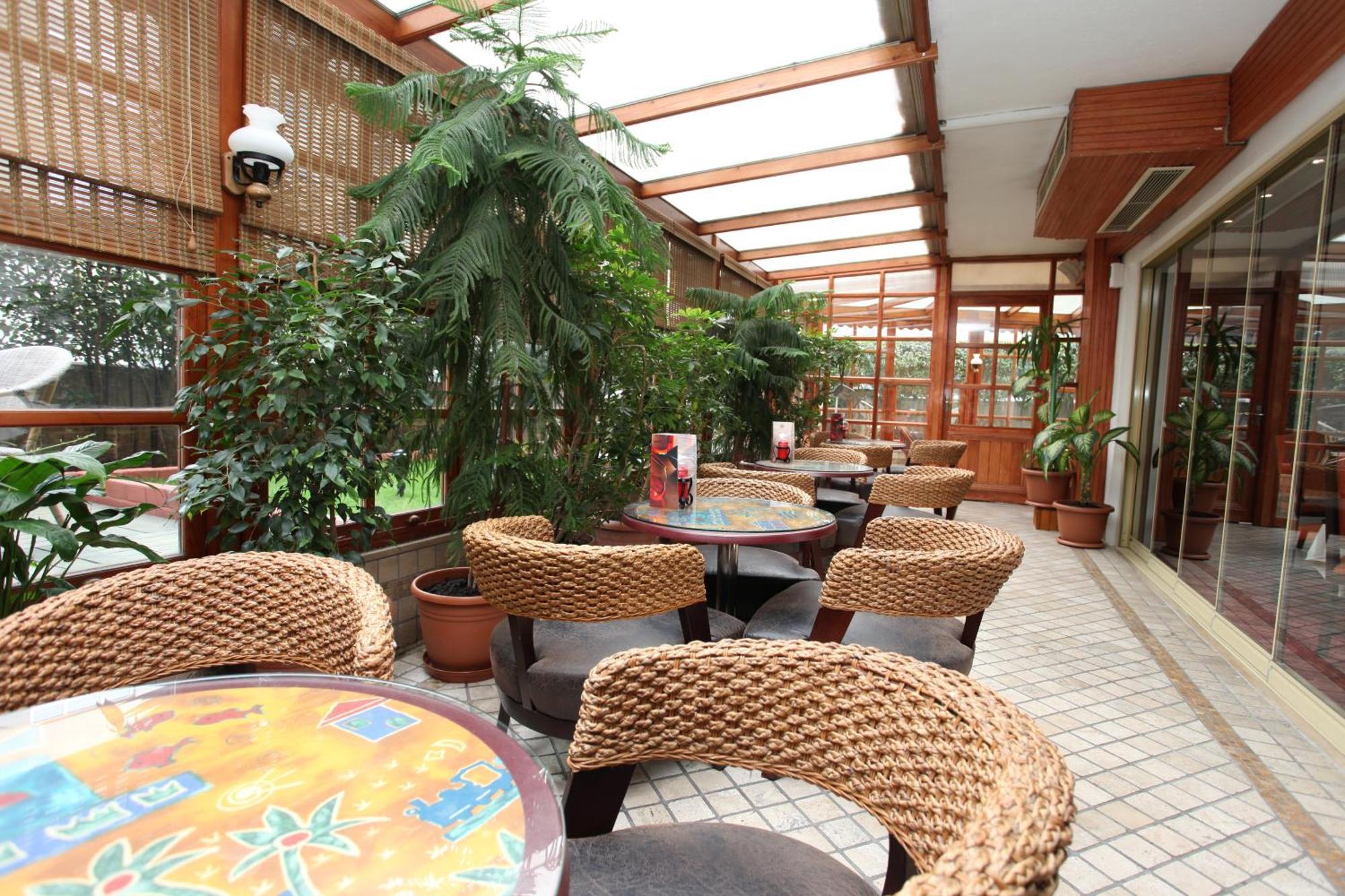 Guenes Hotel Merter Стамбул Экстерьер фото