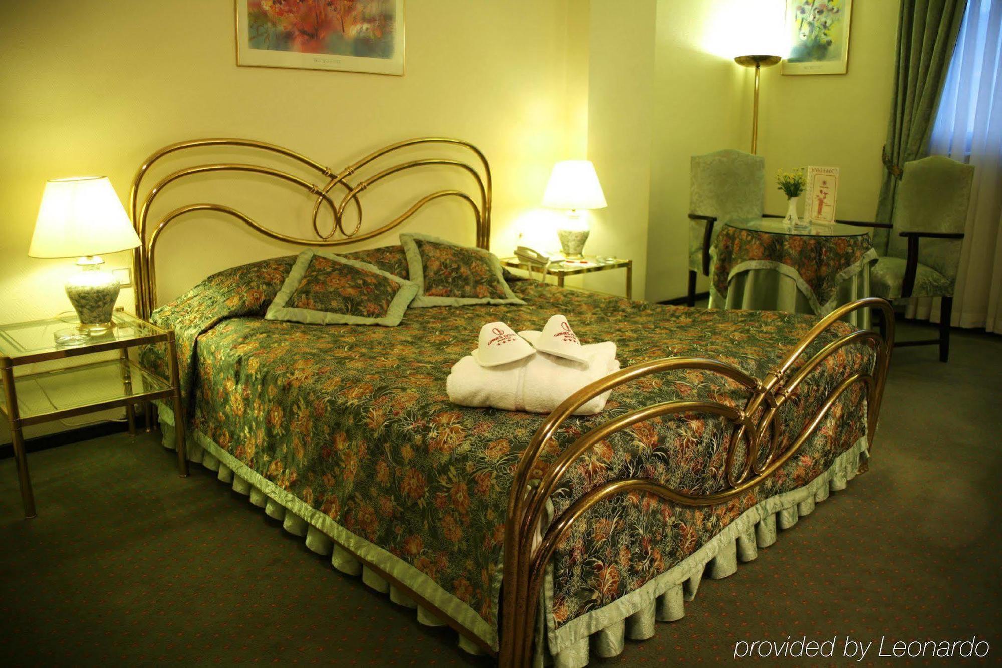 Guenes Hotel Merter Стамбул Номер фото